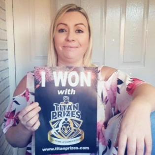 Kelly Goode Cash Winner