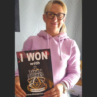 Elizabeth McDougall - £500 Scratch Cards Winner