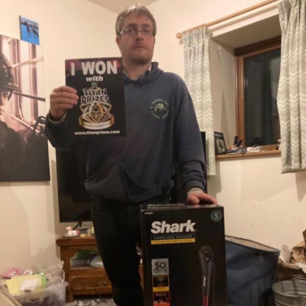 ben-wordsworth-shark-cordless-vacuum.jpg – Titan Prizes