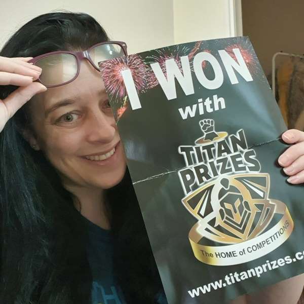 estelle-pritchard-cash-winner.jpg – Titan Prizes